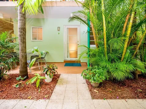 1127 S Meridian Avenue Miami Beach FL 33139