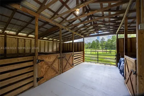 14810 NW 185 Street Ocala FL 32696