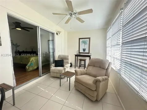 1009 Harwood C Deerfield Beach FL 33442