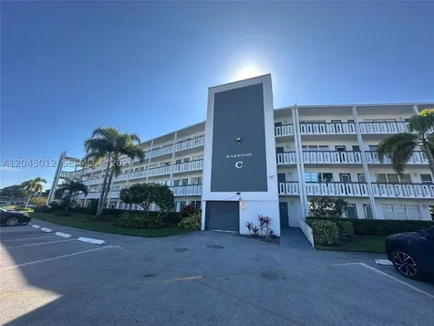 1009 Harwood C Deerfield Beach FL 33442