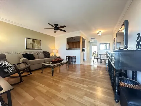 1009 Harwood C Deerfield Beach FL 33442
