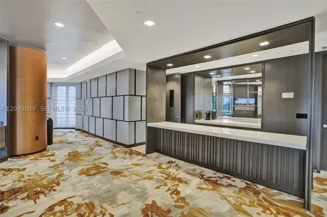 19500 Turnberry Way Aventura FL 33180