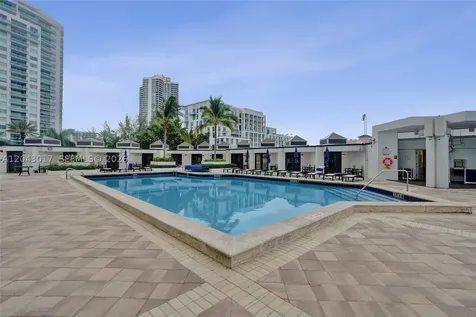 19500 Turnberry Way Aventura FL 33180