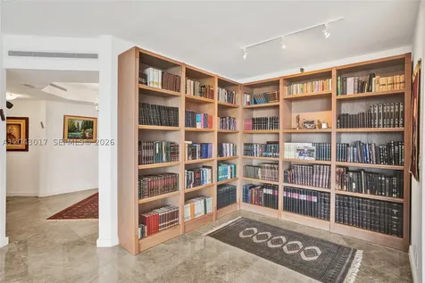 19500 Turnberry Way Aventura FL 33180