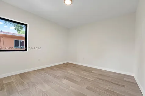 1020 NW 49th Street Miami FL 33127