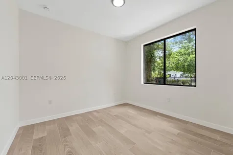 1020 NW 49th Street Miami FL 33127