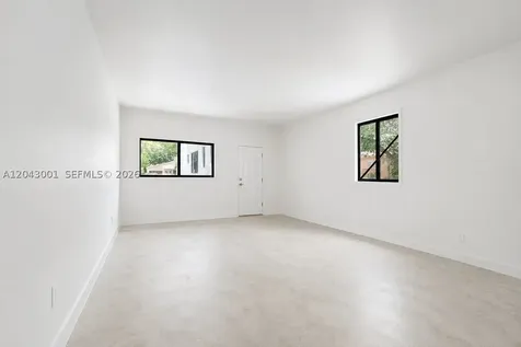 1020 NW 49th Street Miami FL 33127