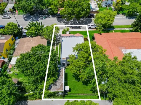 1020 NW 49th Street Miami FL 33127