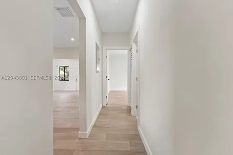 1020 NW 49th Street Miami FL 33127