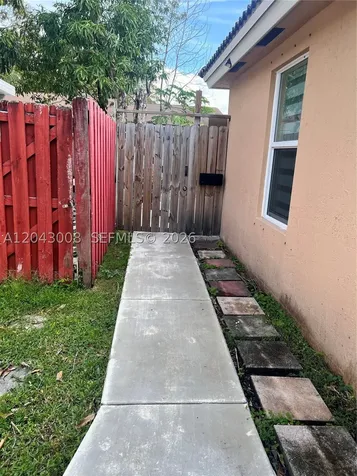 20613 SW 93rd Avenue Cutler Bay FL 33189