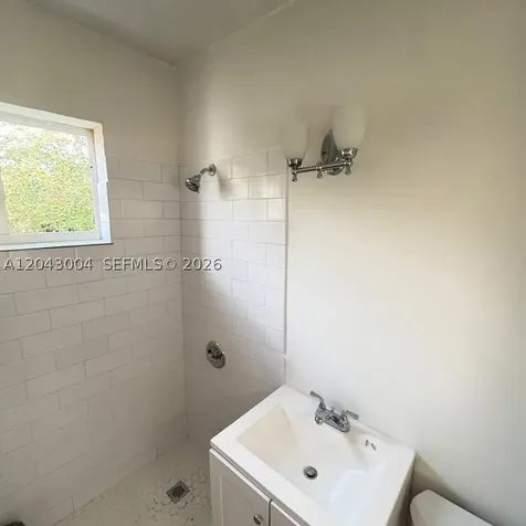 1000 Biarritz Drive Miami Beach FL 33141