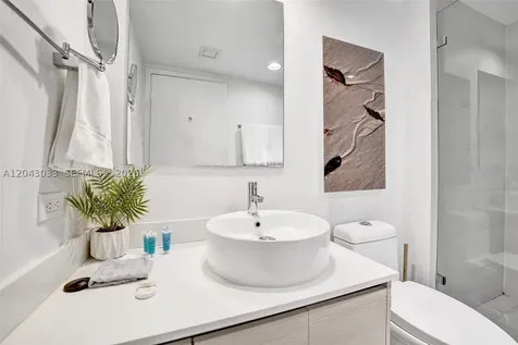 2602 E Hallandale Beach Boulevard Hallandale Beach FL 33009