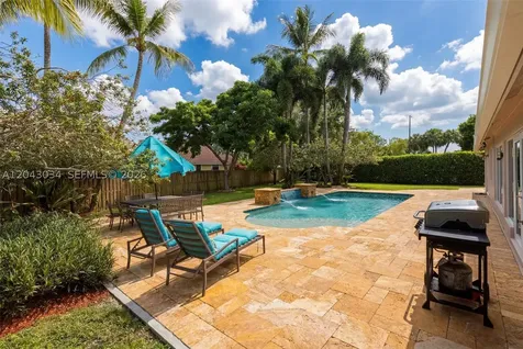 9830 SW 15th Drive Davie FL 33324