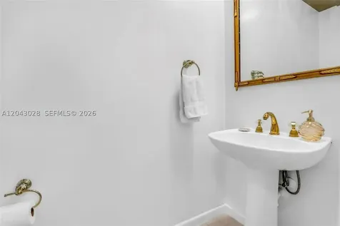 10777 Charleston Place Cooper City FL 33026