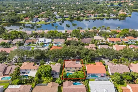 10777 Charleston Place Cooper City FL 33026