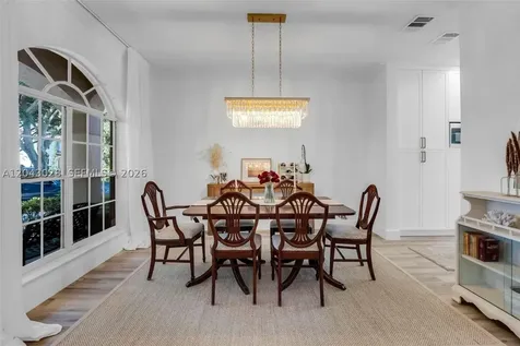 10777 Charleston Place Cooper City FL 33026