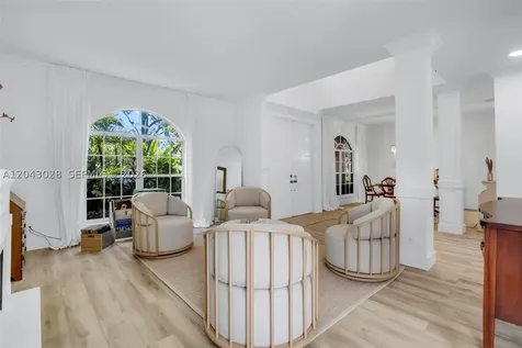 10777 Charleston Place Cooper City FL 33026