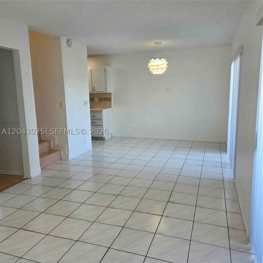 8905 NW 28th Drive Coral Springs FL 33065