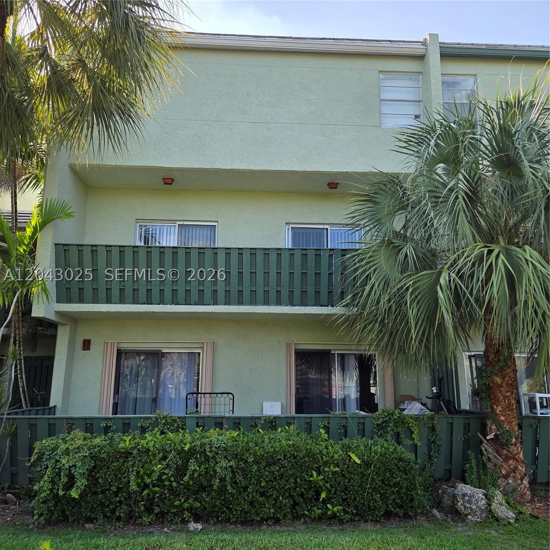 8905 NW 28th Drive Coral Springs FL 33065