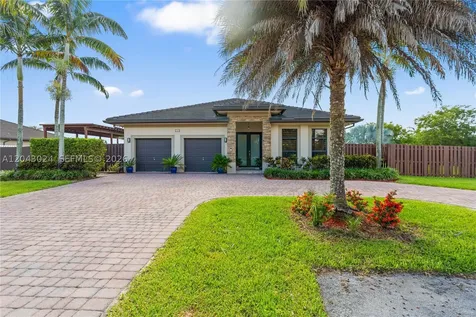 21365 SW 177th Court Miami FL 33187