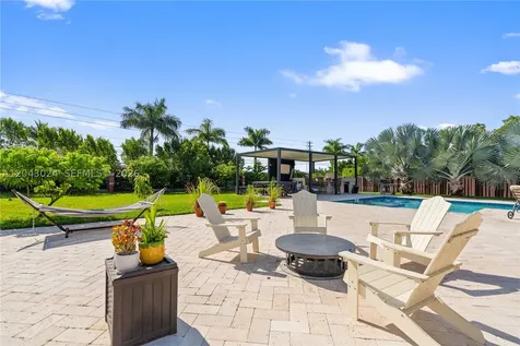 21365 SW 177th Court Miami FL 33187