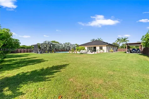 21365 SW 177th Court Miami FL 33187