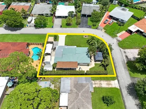 330 NE 48th Street Oakland Park FL 33334