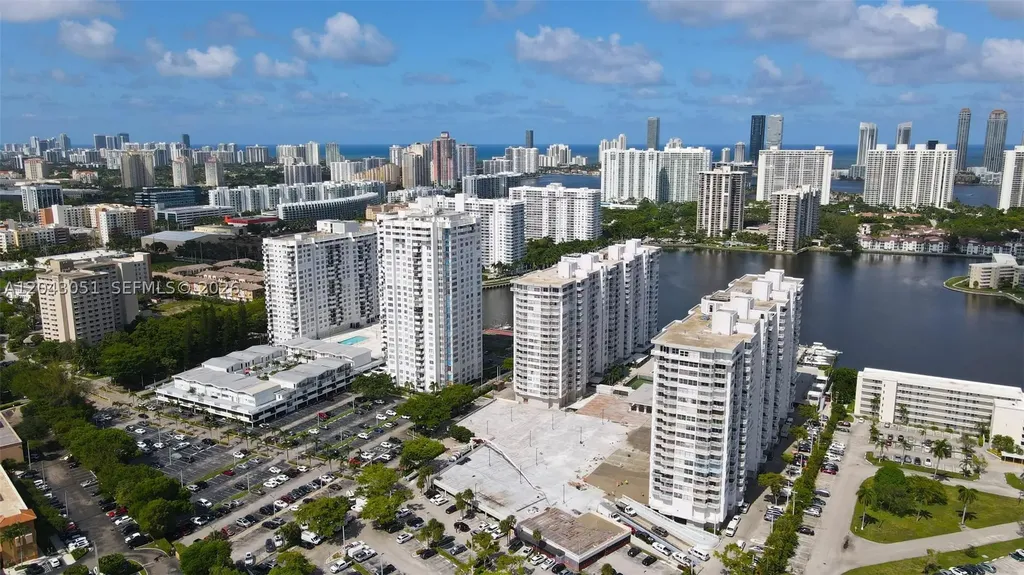 18061 Biscayne Boulevard Aventura FL 33160