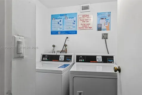 18061 Biscayne Boulevard Aventura FL 33160