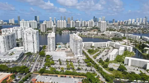 18061 Biscayne Boulevard Aventura FL 33160