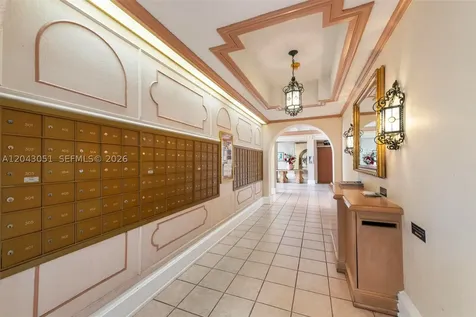 18061 Biscayne Boulevard Aventura FL 33160