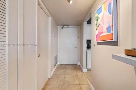 18061 Biscayne Boulevard Aventura FL 33160