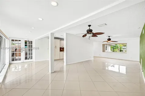 2832 NW 10th Avenue Wilton Manors FL 33311