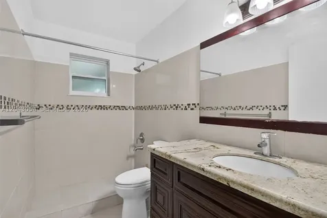2640 NW 67th Terrace Margate FL 33063