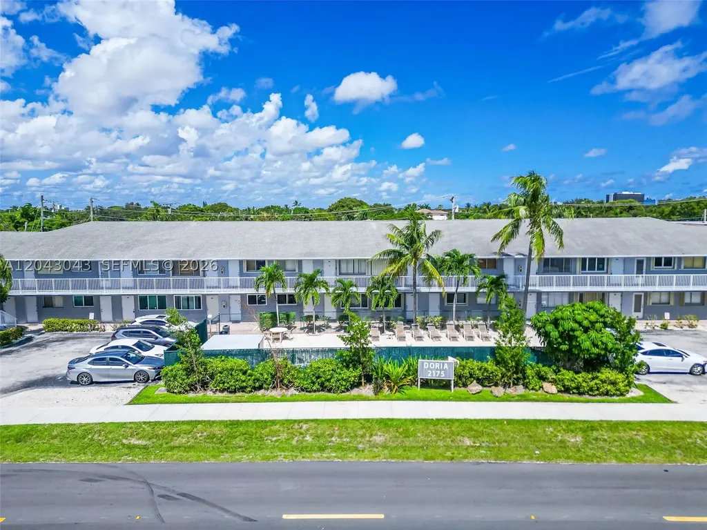 2175 NE 56th Street Fort Lauderdale FL 33308