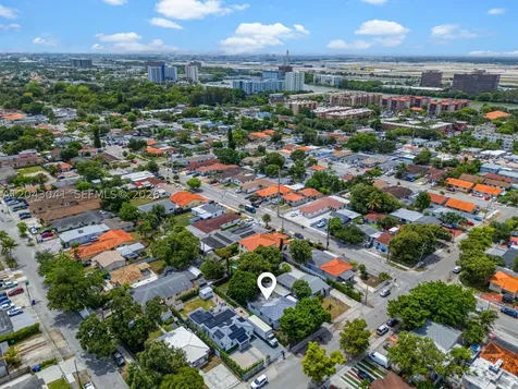 270 NW 51st Avenue Miami FL 33126