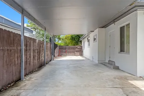 270 NW 51st Avenue Miami FL 33126
