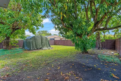 270 NW 51st Avenue Miami FL 33126