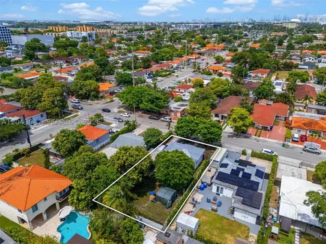 270 NW 51st Avenue Miami FL 33126