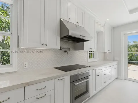 6333 SW 69th Street South Miami FL 33143
