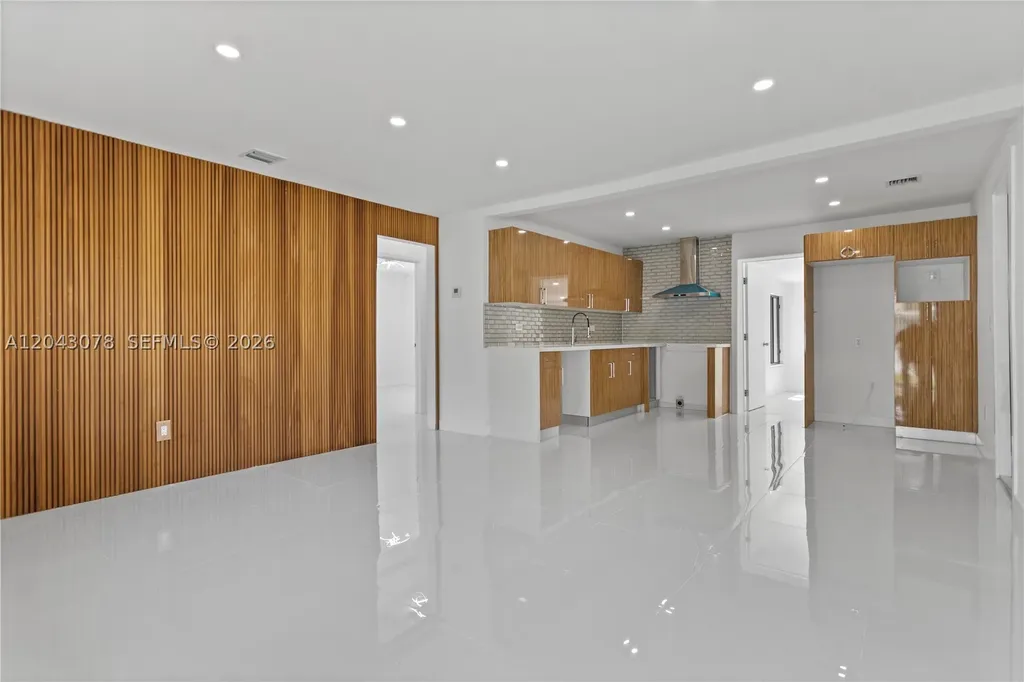 1524 SW 32 Court Fort Lauderdale FL 33315