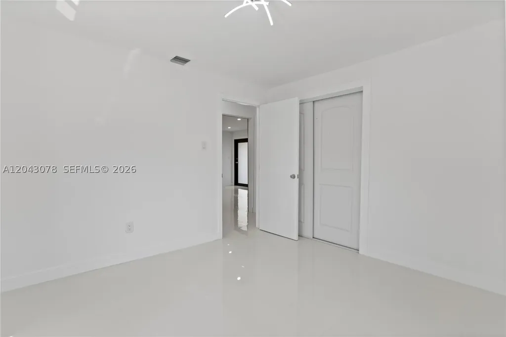 1524 SW 32 Court Fort Lauderdale FL 33315