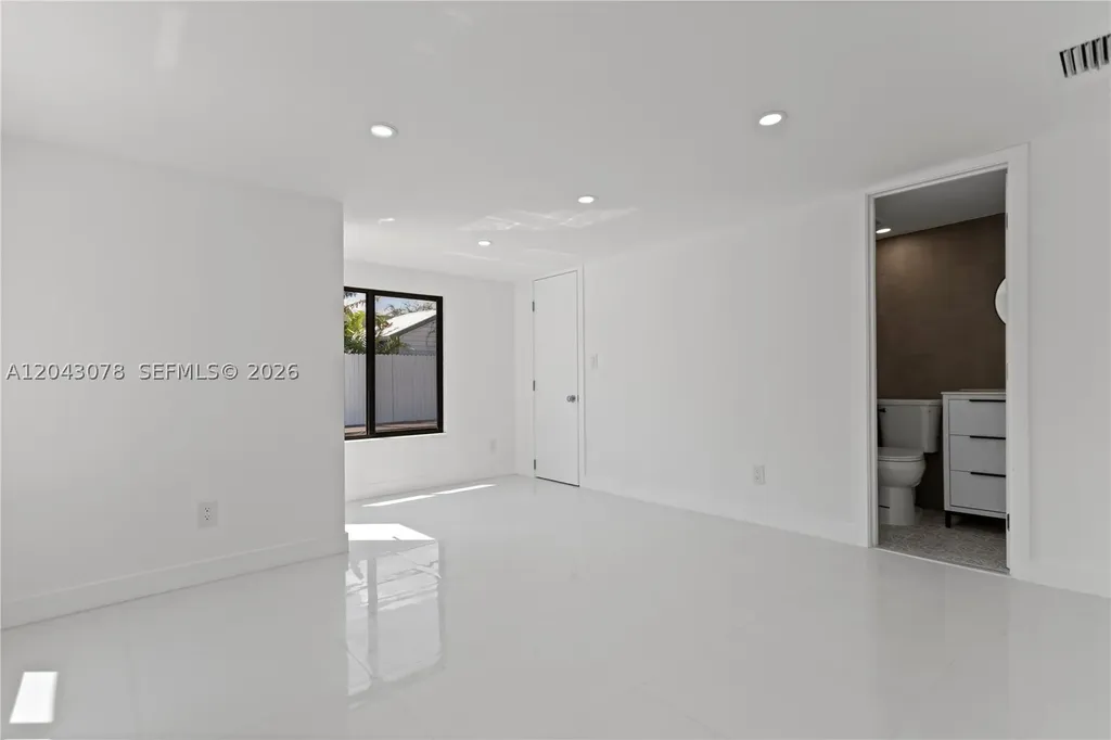 1524 SW 32 Court Fort Lauderdale FL 33315