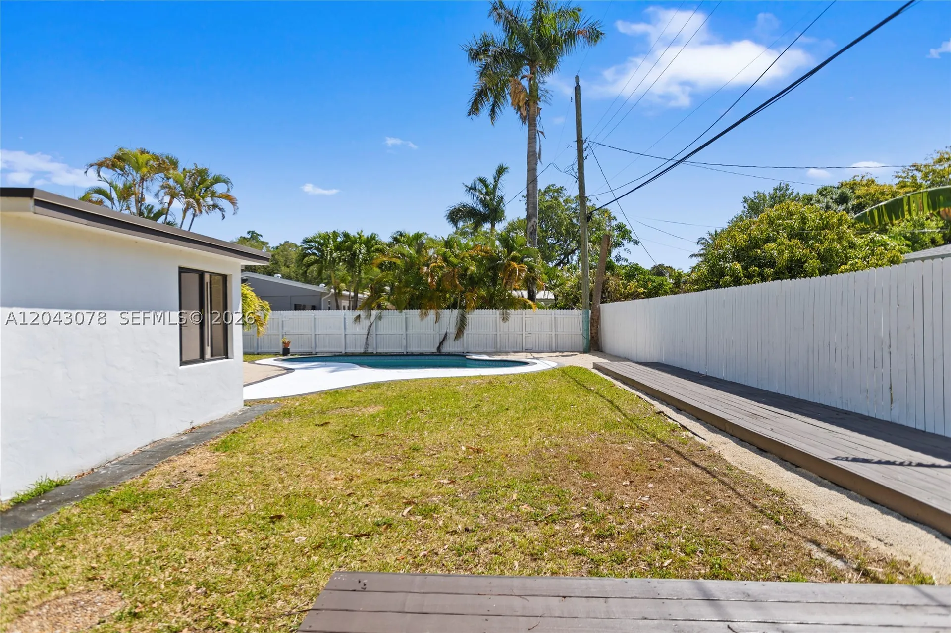 1524 SW 32 Court Fort Lauderdale FL 33315