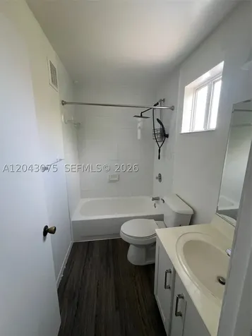 6975 NW 173rd Drive Hialeah FL 33015