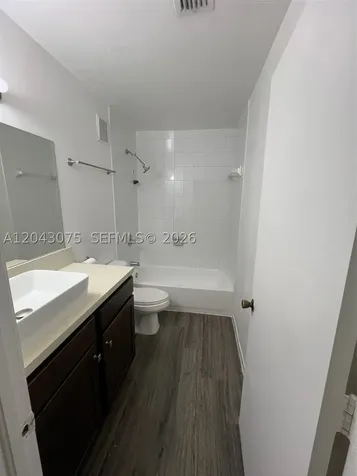 6975 NW 173rd Drive Hialeah FL 33015