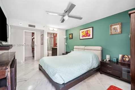 1623 Collins Avenue Miami Beach FL 33139