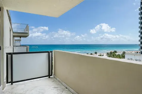 1623 Collins Avenue Miami Beach FL 33139