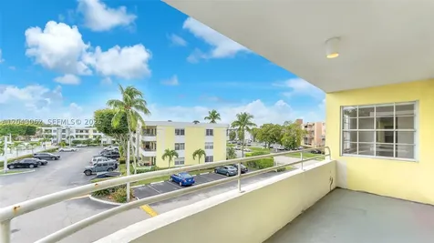 10755 SW 108th Avenue Miami FL 33176
