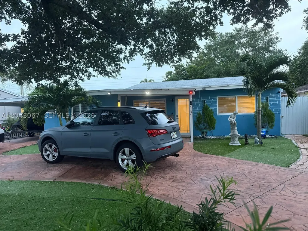 6717 Simms Street Hollywood FL 33024
